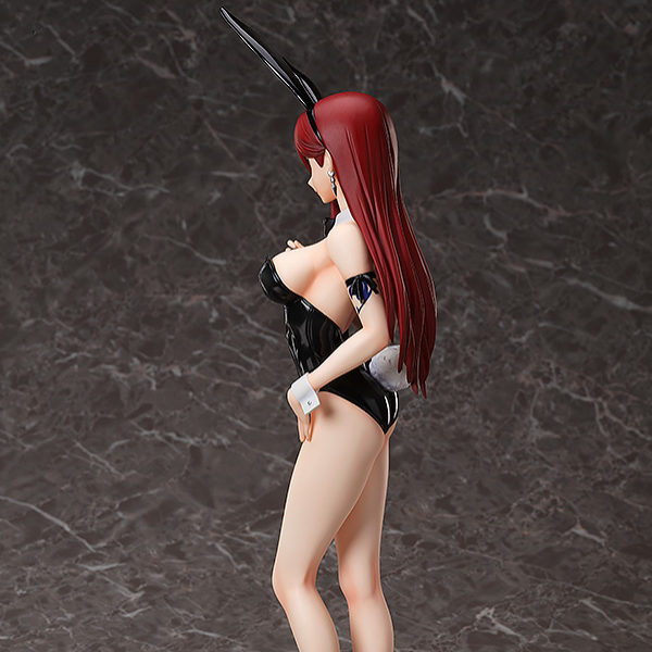 Erza_Scarlet_-_14_B-Style_Bunny_-_Bare_Leg_-_FREEing__2_